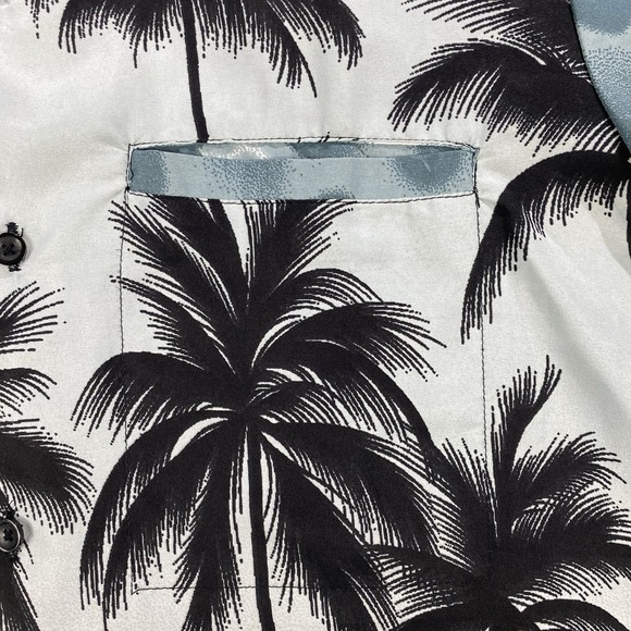 V.H.O Hawaiian Shirt Mens S Gray Black Palm Trees Beach Short Sleeve Button Up - Picture 7 of 8
